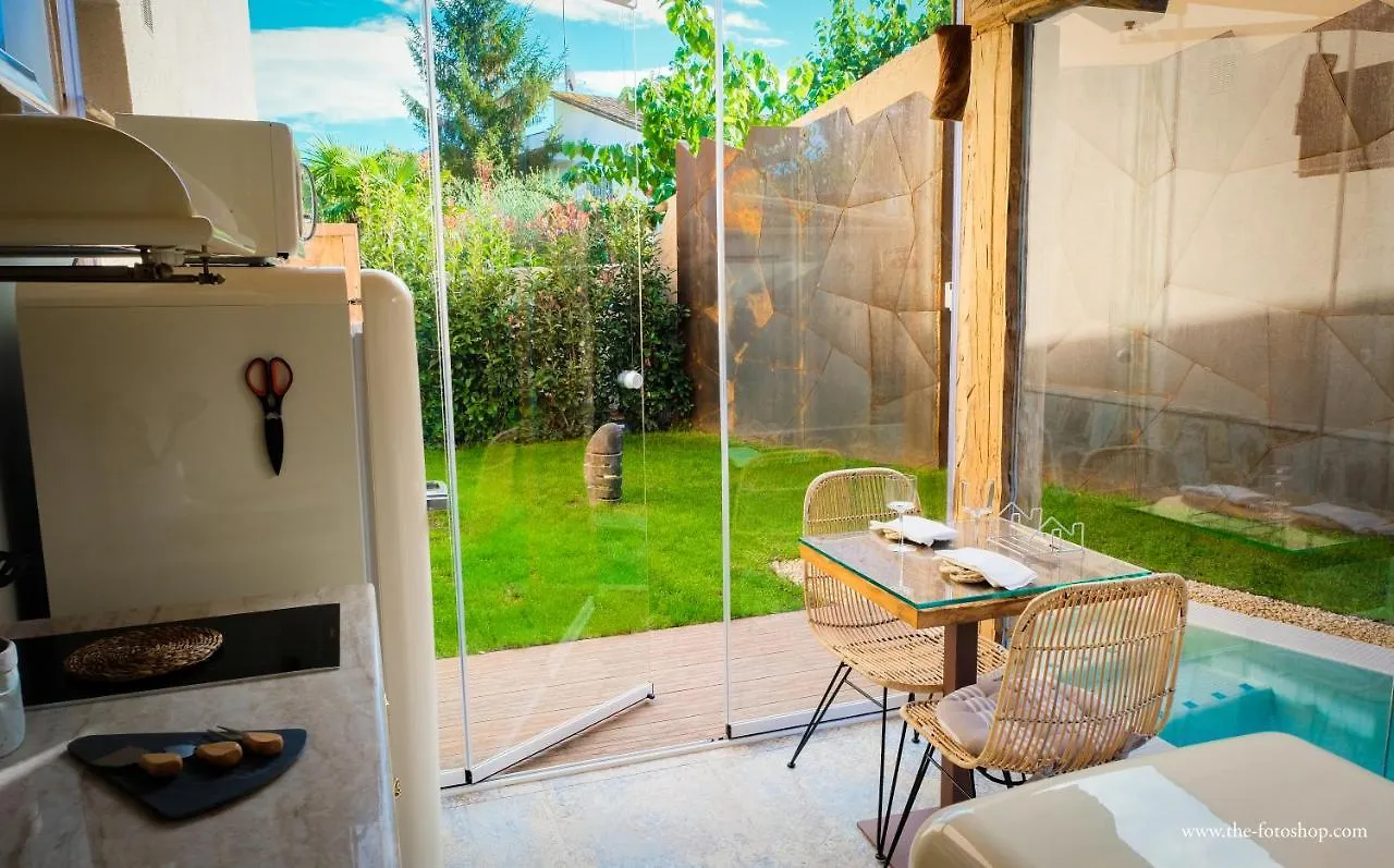 Celler Suites Alella Gospodarstwo wiejskie